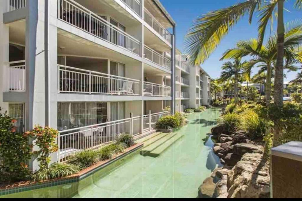 Ocean View - Alexandra Headlands Beachfront Unit Esterno foto