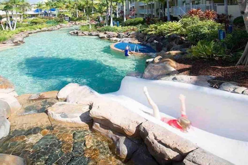 Ocean View - Alexandra Headlands Beachfront Unit Esterno foto